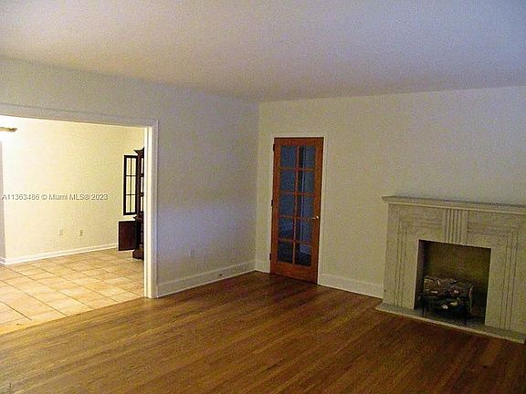 5th image of 435 Catalonia Ave