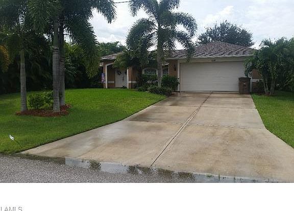 4th image of 2720 NW 11th St