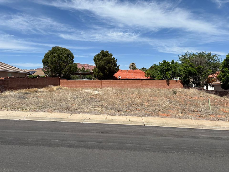2nd image of 3476 Windmill Dr