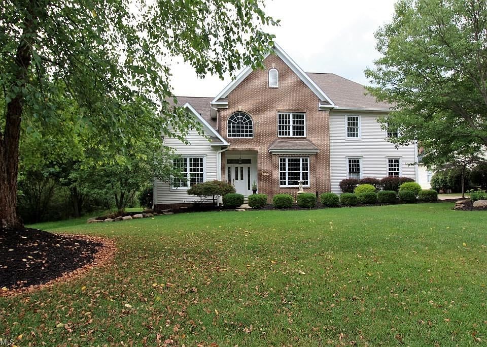 1st image of 5765 Londonairy Blvd