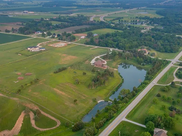 11803 NW 102nd Ave, Granger, IA 50109