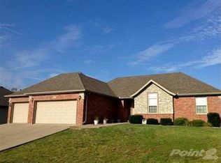 5768 S Lexington Ave, Springfield, MO 65810