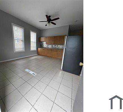 1st image of 7543 S Kenwood Ave #1