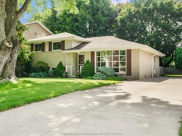 130 Maryknoll Rd, Chatham Kent, ON N7L 2N1