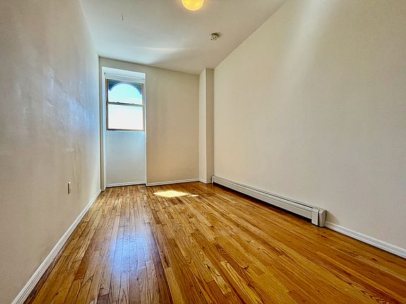 5th image of 17 Greene Ave #4