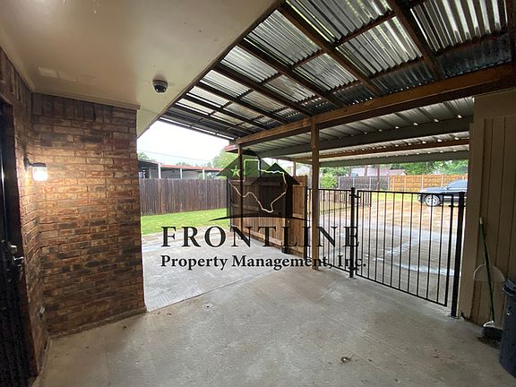 3rd image of 1307 Lovell Dr