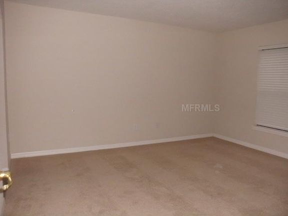 5th image of 1205 Bramley Ln