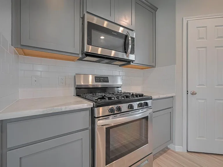 101 Eliana Shores Dr — Photo 14