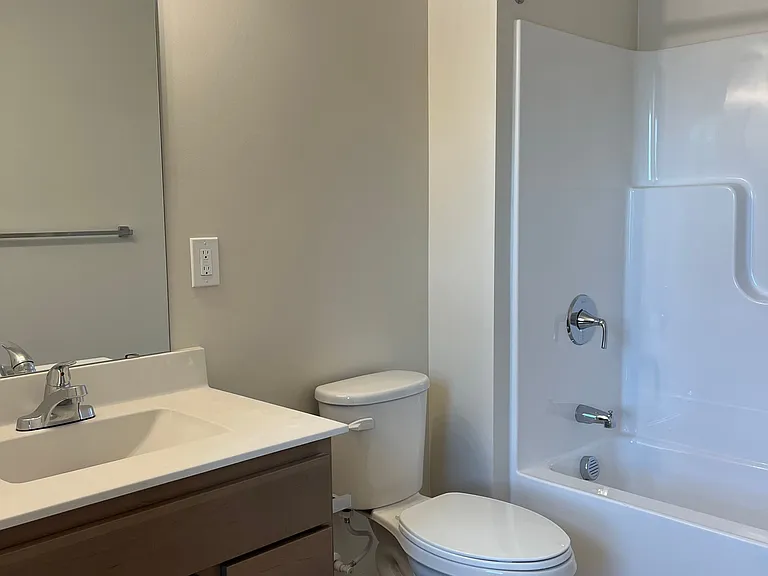 Unit 206 Bathroom