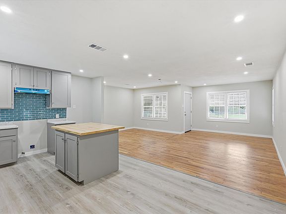 5th image of 3523 Dutton Dr