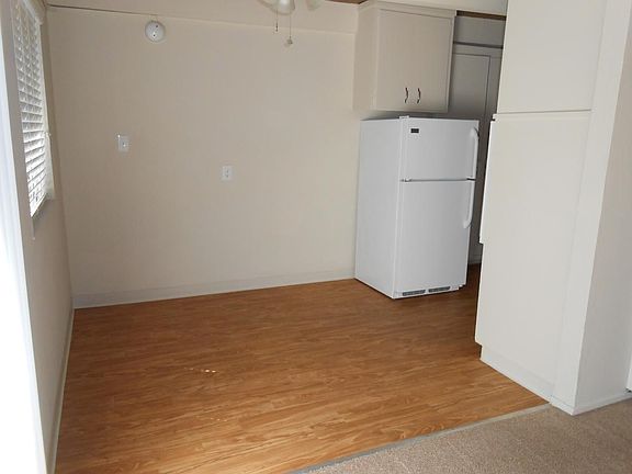 4th image of 751 Layne Ct APT 11