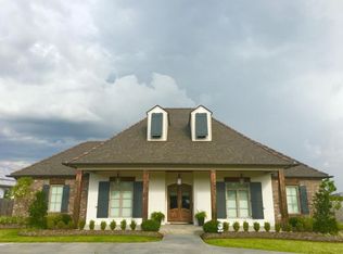 107 Rio Ridge Dr, Lafayette, LA 70508