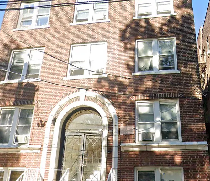 179 W 48th St #A07 — Photo 1
