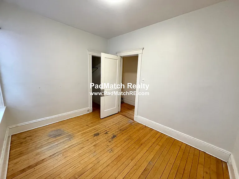 193-195 Strathmore Rd #11 — Photo 13