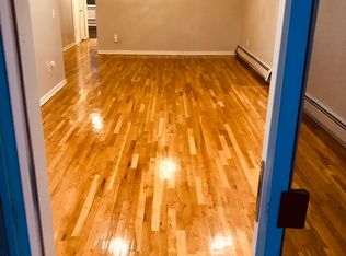 1027 E 225th St #2, Bronx, NY 10466