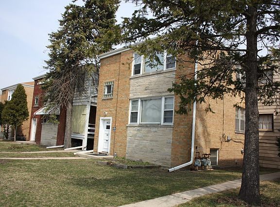 2nd image of 9033 Skokie Blvd