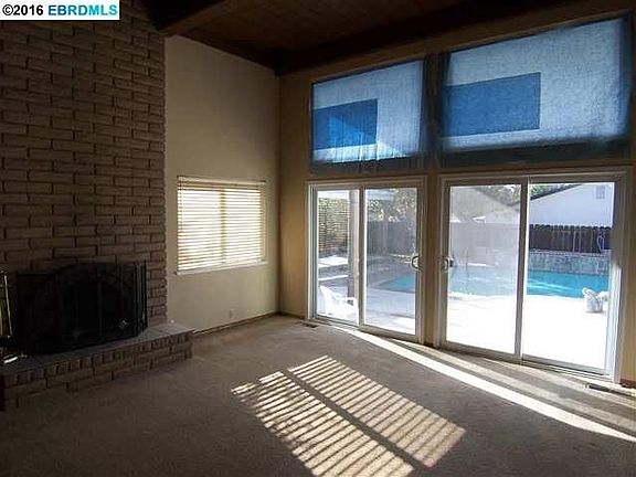 4th image of 224 Marble Dr