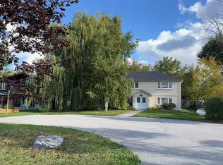 14 Churchill Ct, Collingwood, ON L9Y 3Z1