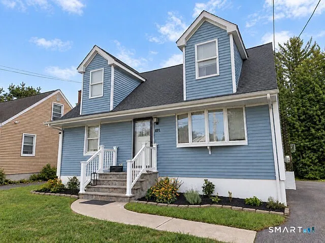 691 Stratford Rd
