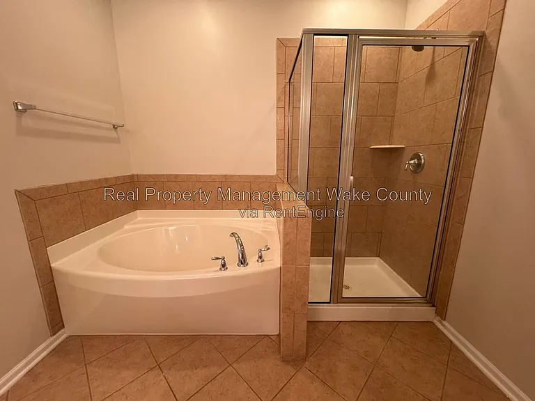 1365 Regulator St — Photo 27