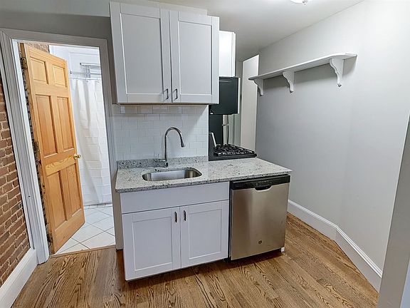 1 Linden St. #3 Boston (Allston) Shared Unit Photo 4