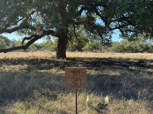 30 Coastal Loop, Johnson City, TX 78636