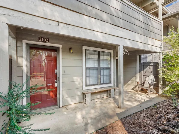 9022 S College Ave Unit 2102, Tulsa, OK 74137