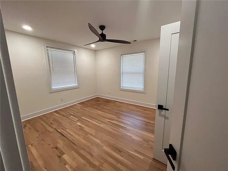 1511 Belmont Ave SW — Photo 5