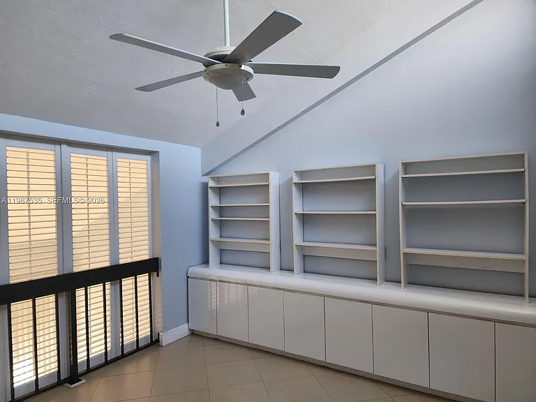 537 N University Dr #71 — Photo 46