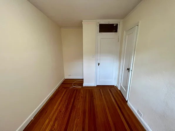 3001 Henry Hudson Parkway West image 6 of 7