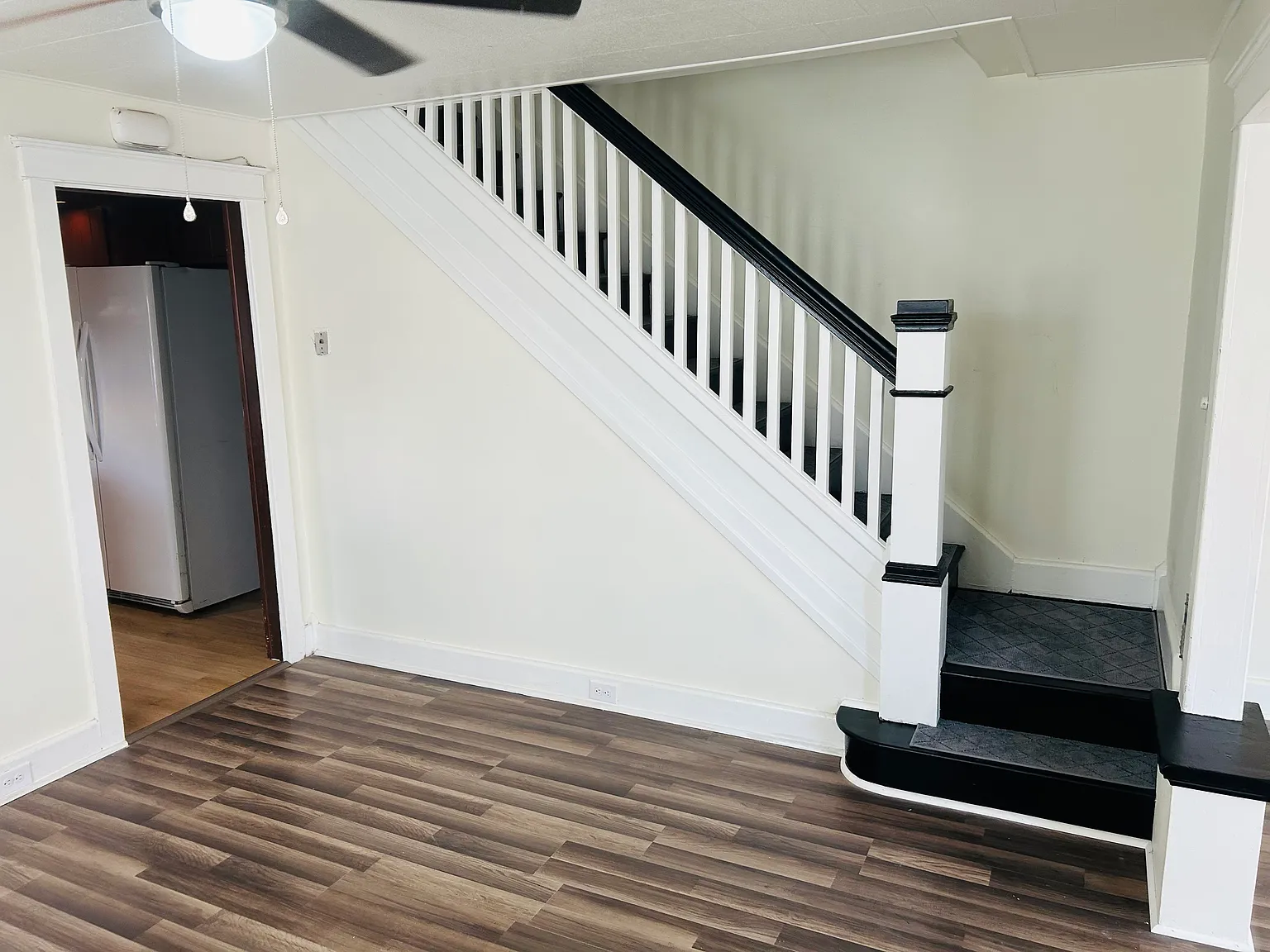 3 bed, 1134 sqft, $1,800 — Photo 3