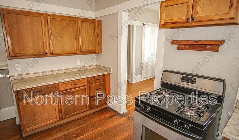7600 Franklin Dr — Photo 12