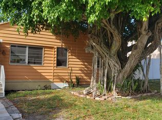 807 Hampton Rd S, West Palm Beach, FL 33405