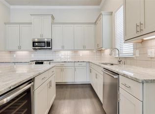 5840 E Post Oak Ln, Houston, TX 77055