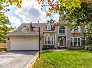 126 S Fiore Pkwy, Vernon Hills, IL
