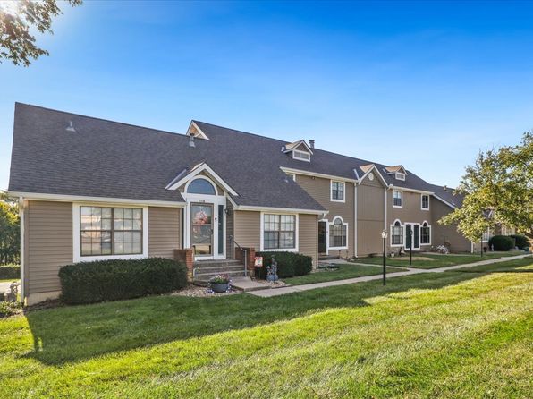 1128 Hampton Ln
