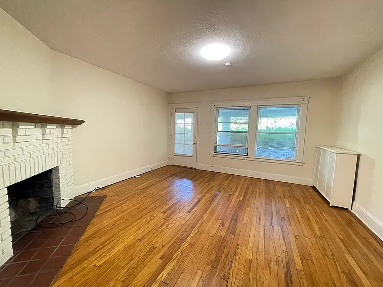 2322 S Overlook Rd — Photo 9