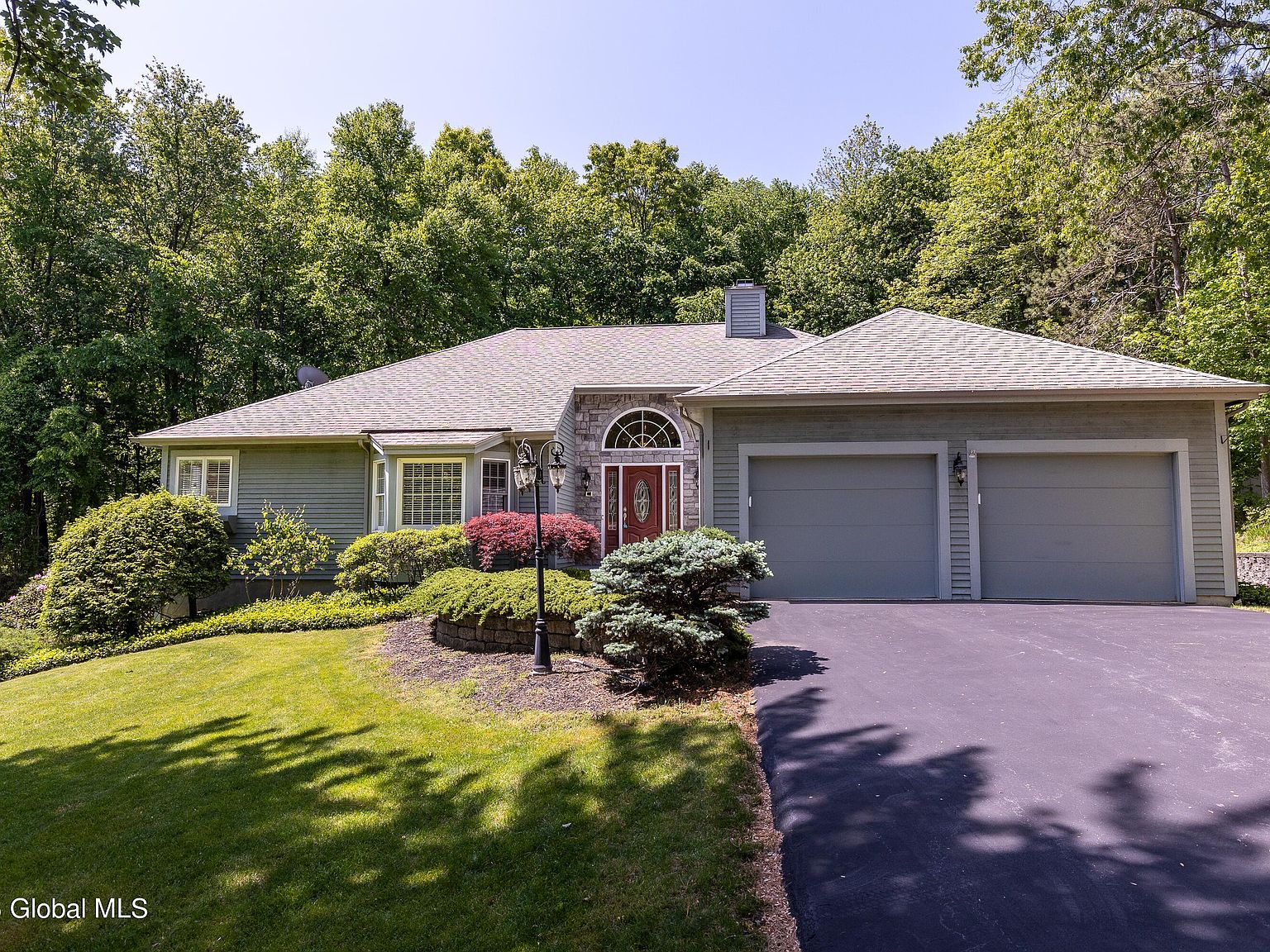 29 Orchard Park Drive, Clifton Park, NY 12065 Zillow