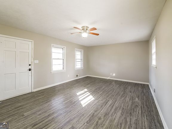 3rd image of 4139 Wells Cir