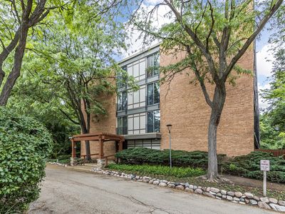 5830 Oakwood Dr APT 3K, Lisle, IL, 60532