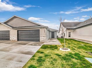 1087 Frank Henry Rd, Twin Falls, ID 83301