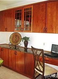 2nd image of 832 Carman Woods Dr
