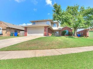 3305 Fireside Cir, Norman, OK 73072