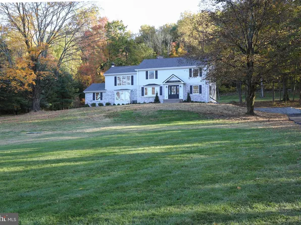 2317 Aquetong Rd, New Hope, PA 18938