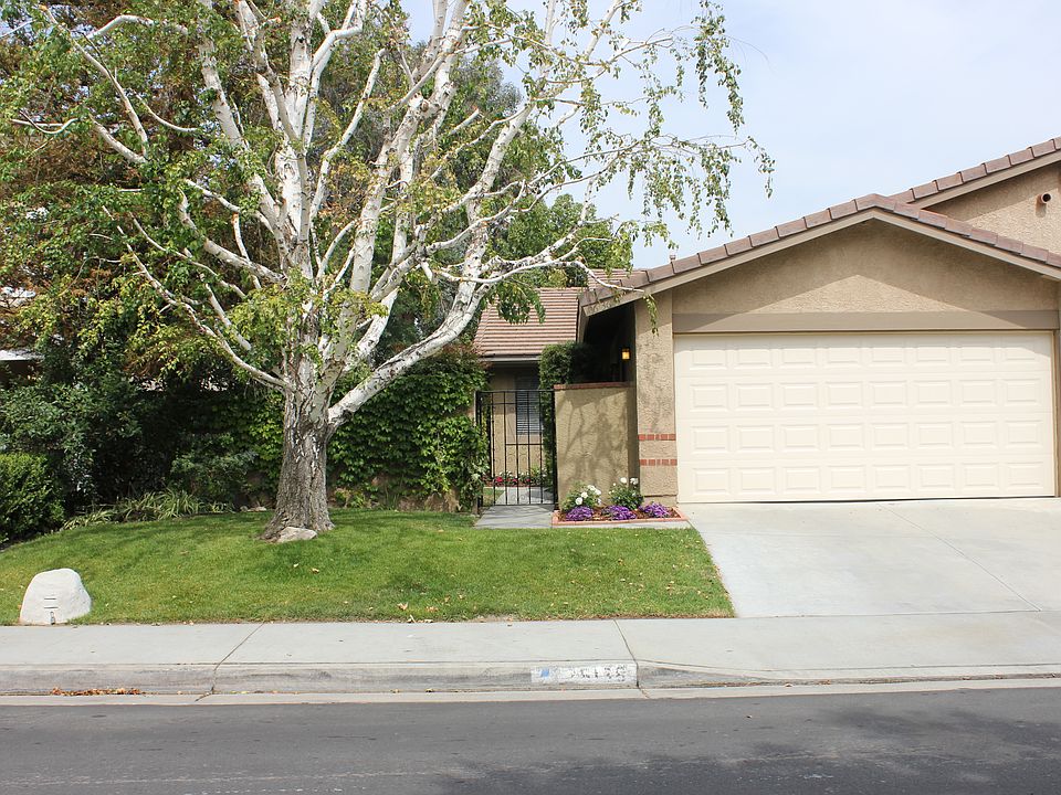 1st image of 26136 Huerta Dr