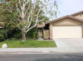 26136 Huerta Dr, Santa Clarita, CA 91355