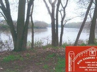 1095 W Route 113, Kankakee, IL 60901