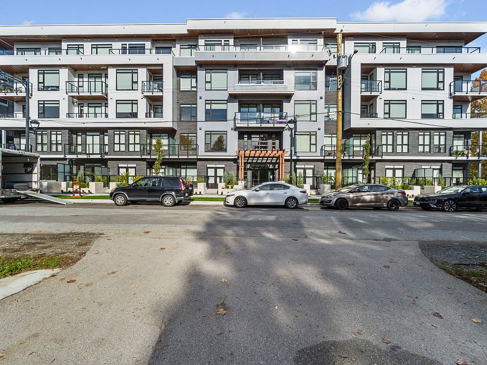 1st image of 14257 103a Ave
