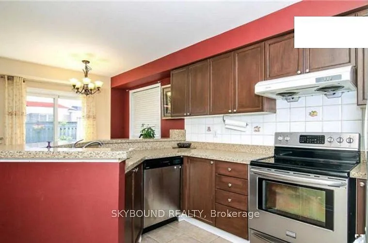 3 bed, $3,000 — Photo 4