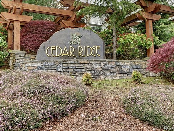 Lovely gated neighborhood...